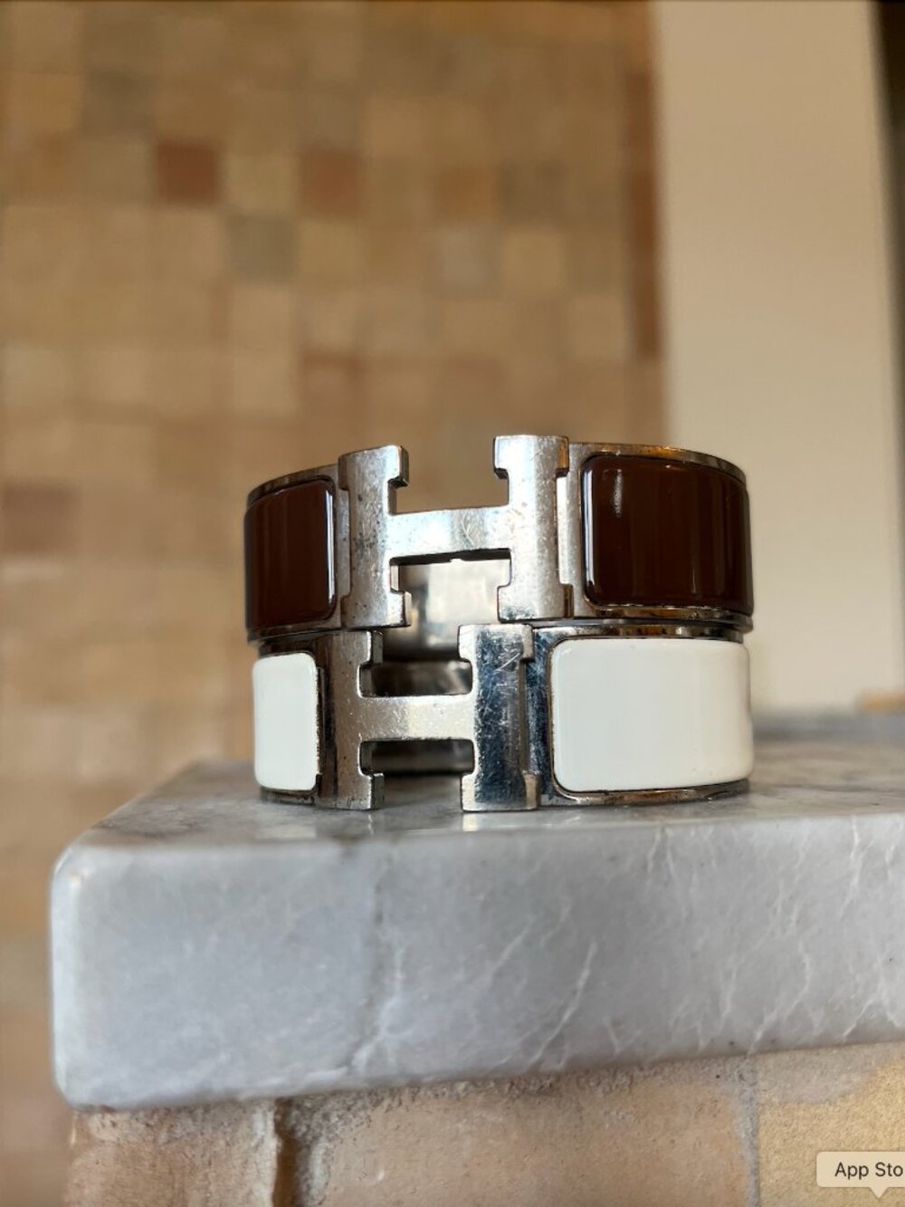 Hermés "Clic Clac" H Cuff Bracelet Silver and White - Picture 5 of 8